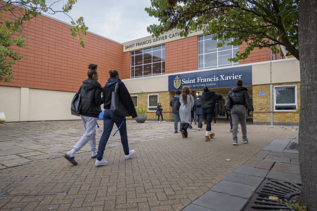 Students arriving at College